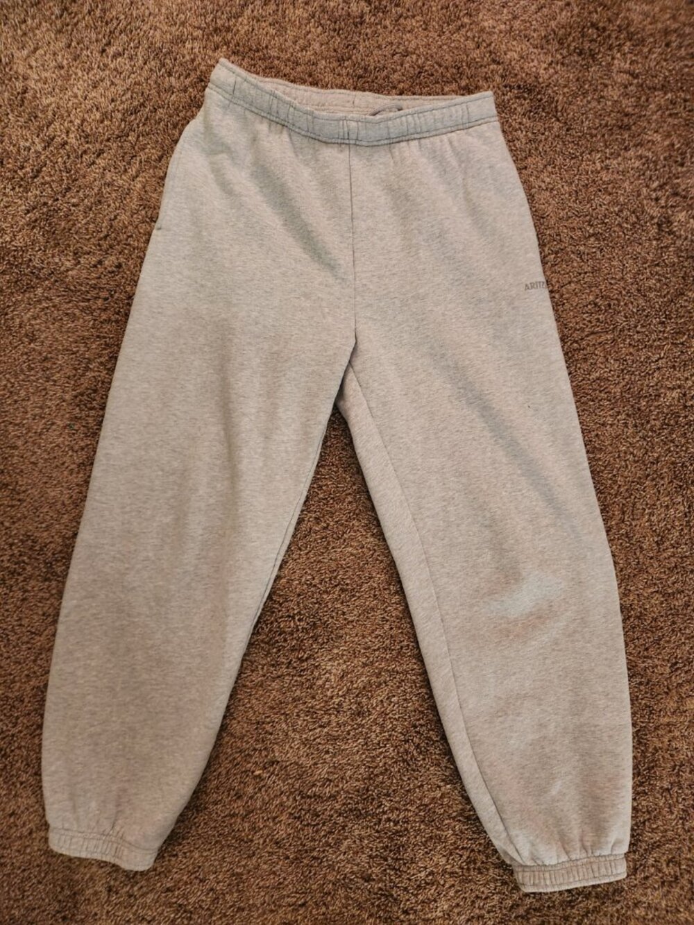 Aritzia Cozy Fleece Mega Jogger - Size Medium in Heather Chrome